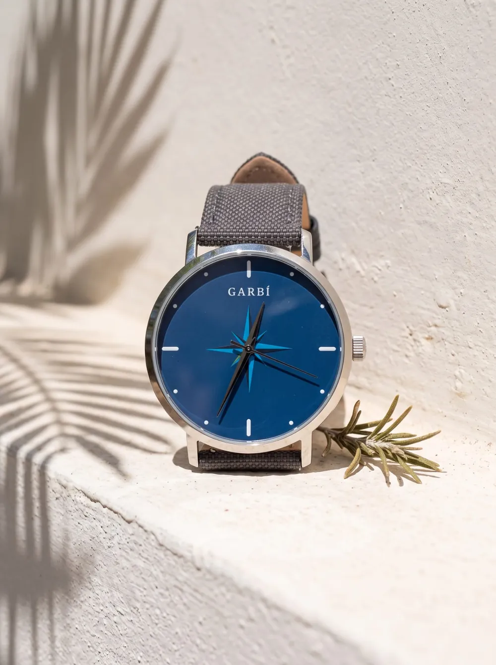 Garbí · Mar, el reloj real fotografiado en Alicante